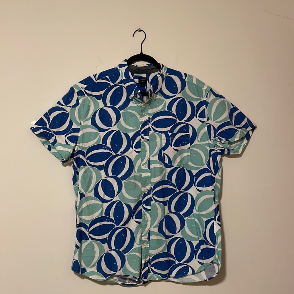 J Crew Beach Ball XL short sleeve button down